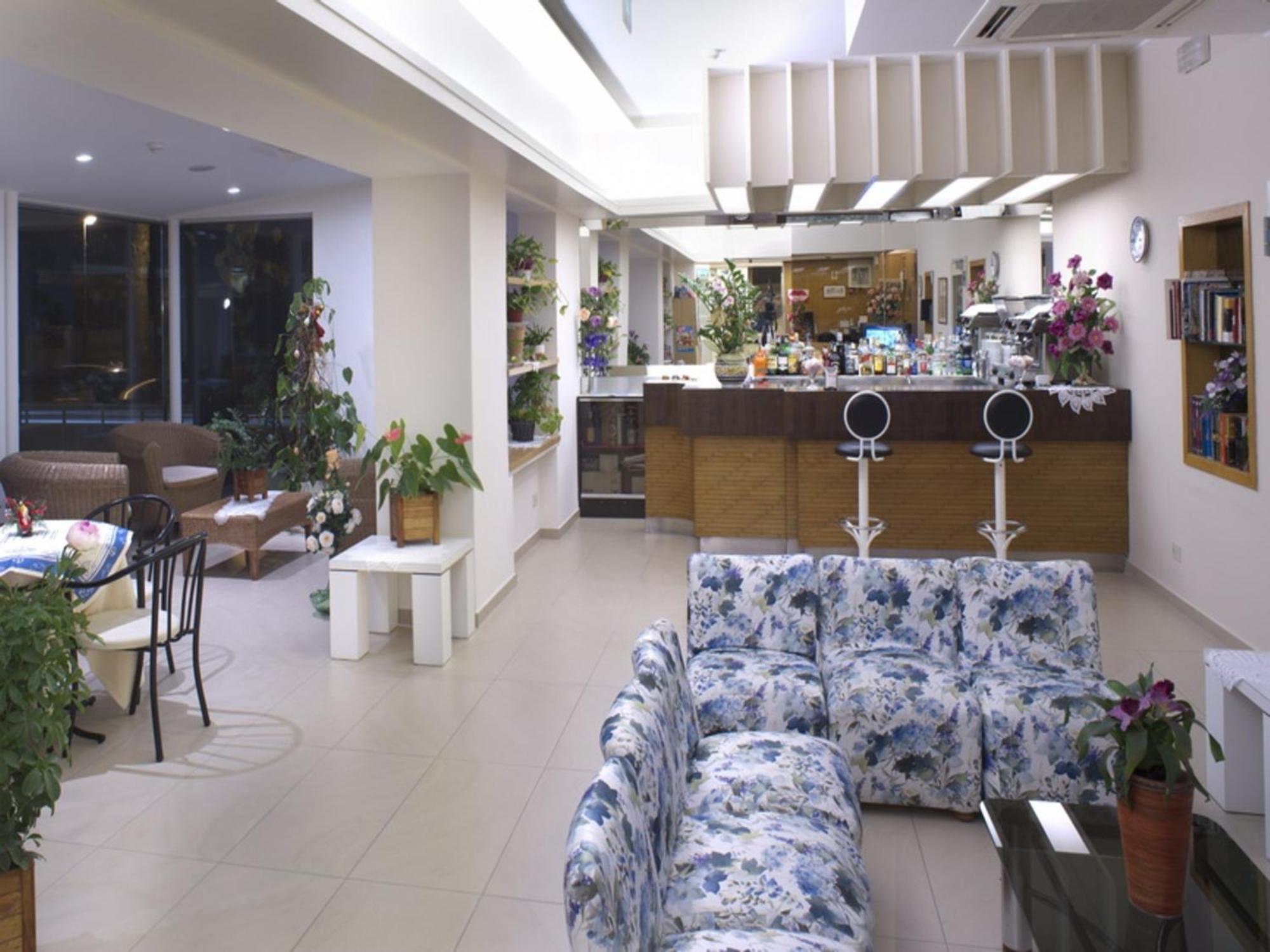 Hotel Nives Riccione Exterior foto